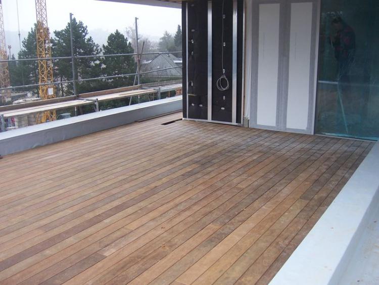 Terrasse aus IPE-Holz